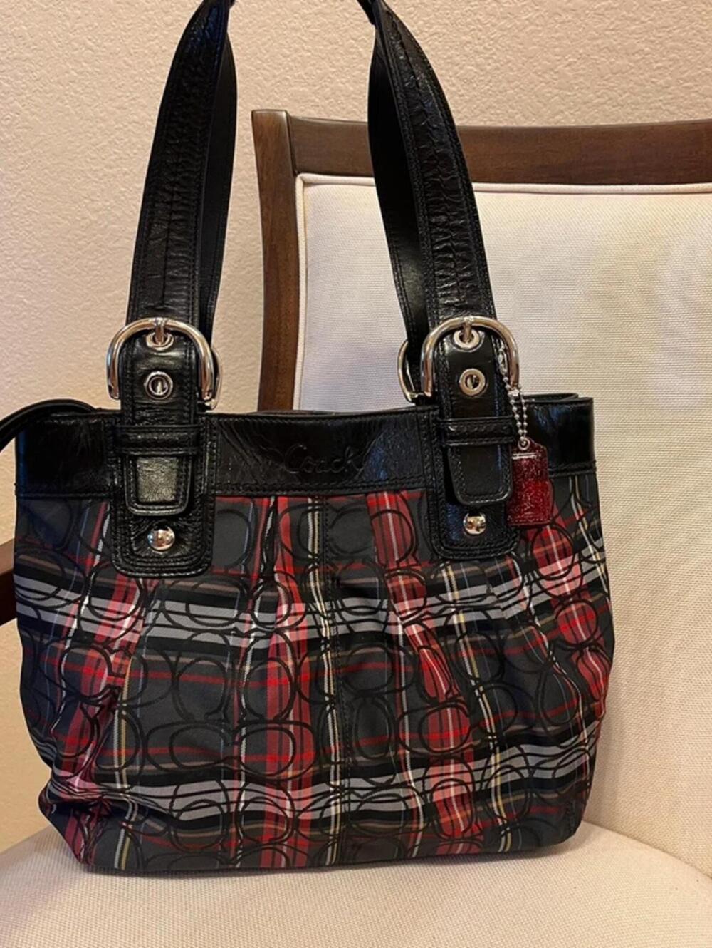 Coach vintage y2k tartan poppy plaid shoulder bag